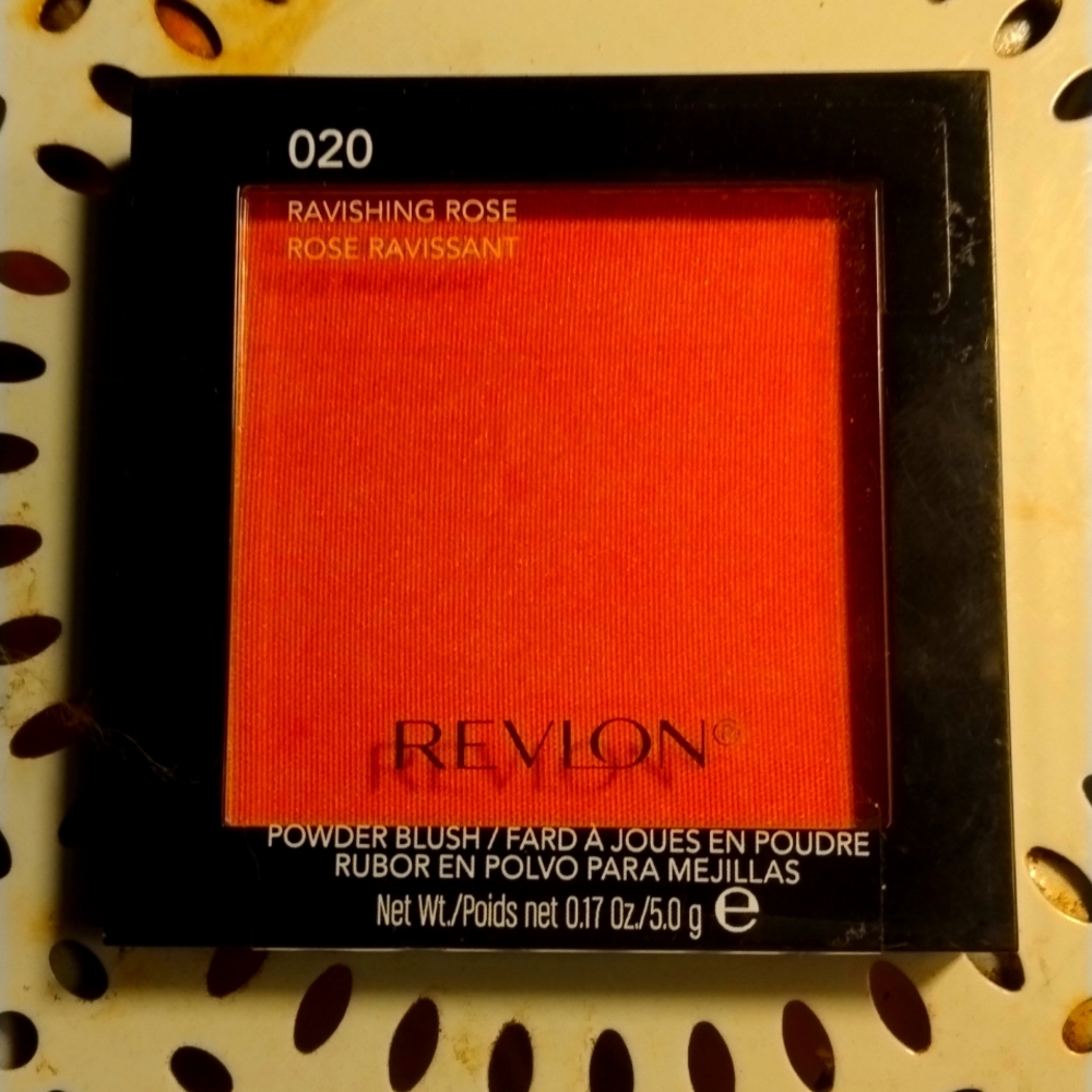 Revlon number 20 ravishing Rose 🌹 Powder Blush